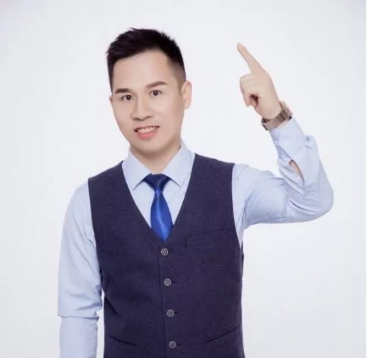 器械健身明星图片大全_明星健身器械图片_器械健身明星图片素材