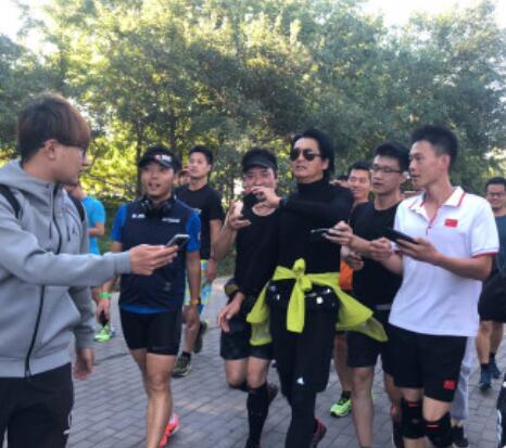 马拉松30公里后_马拉松后膝盖痛多久可恢复_马拉松后膝盖疼如何恢复