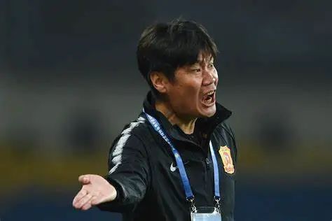 沙特对阵中国足球历史_沙特对中国足球历史战绩_足球比赛沙特对中国