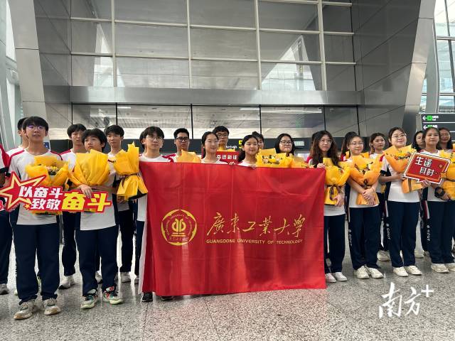 篮球冠军发几块金牌_篮球冠军得到多少钱奖金_篮球奖金冠军钱得到了吗