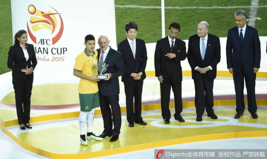 隆戈当选亚洲杯MVP
