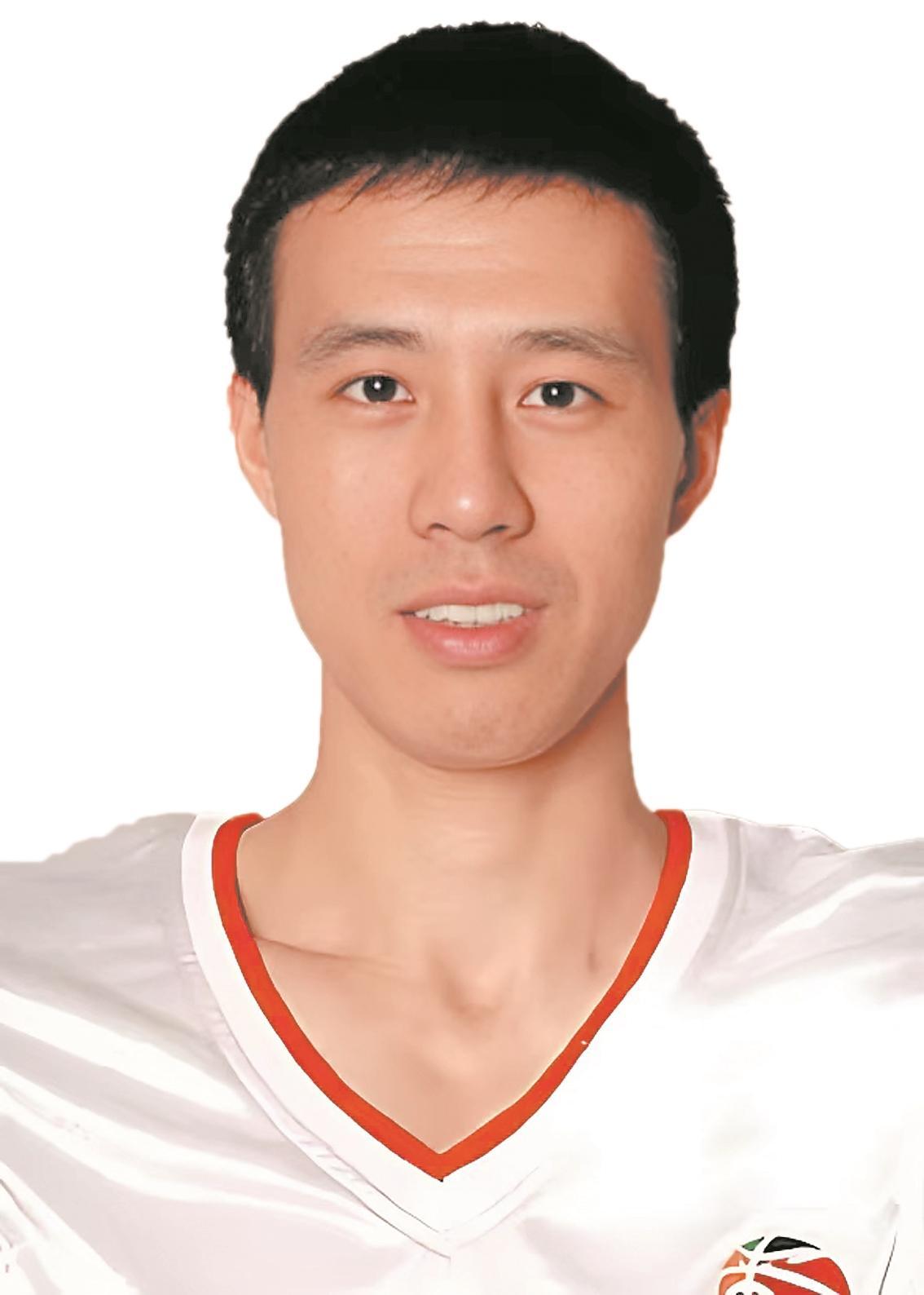 篮球男子冠军中国是谁_篮球运动员冠军_男子中三个篮球冠军
