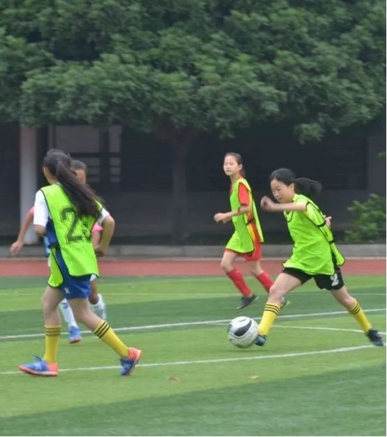 小学足球教学现状调查与分析_小学生足球教育历史发展_小学足球教学案例分析