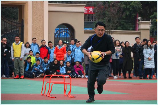 小学足球教学现状调查与分析_小学生足球教育历史发展_小学足球教学案例分析
