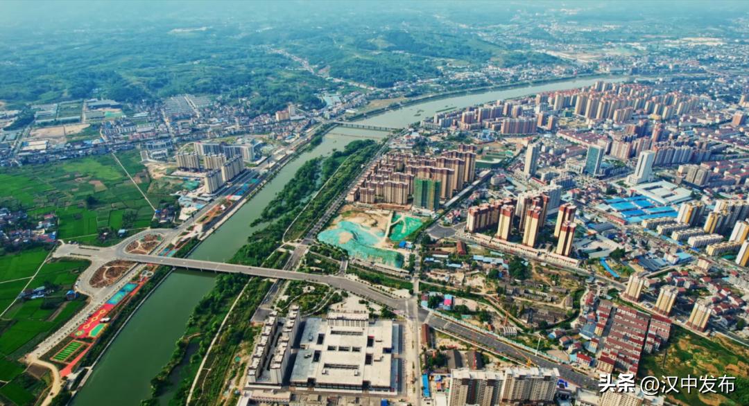 滨河运动公园怎么样_滨河有氧运动_滨河游泳场还开着吗
